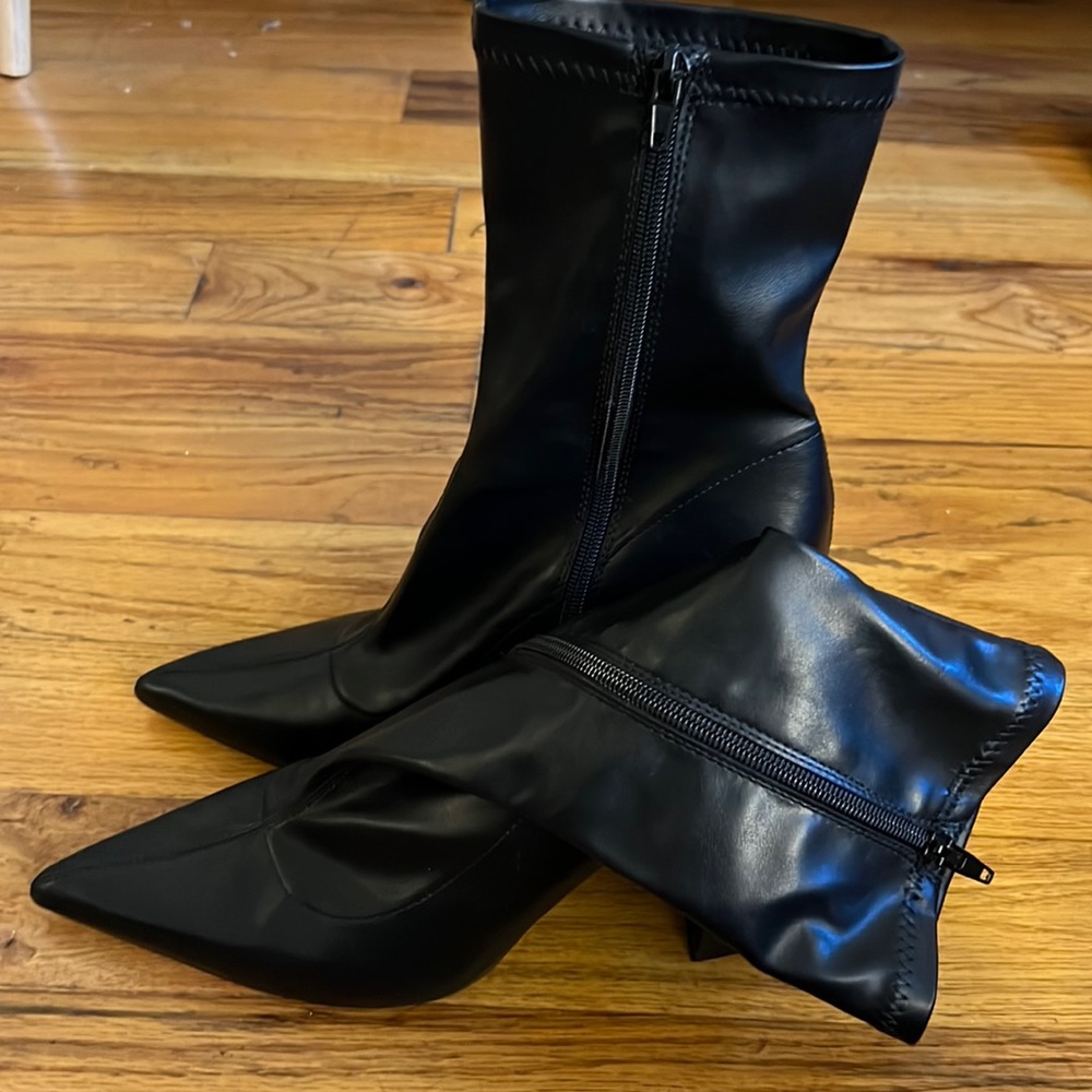 Zara pointed toe heeled boots